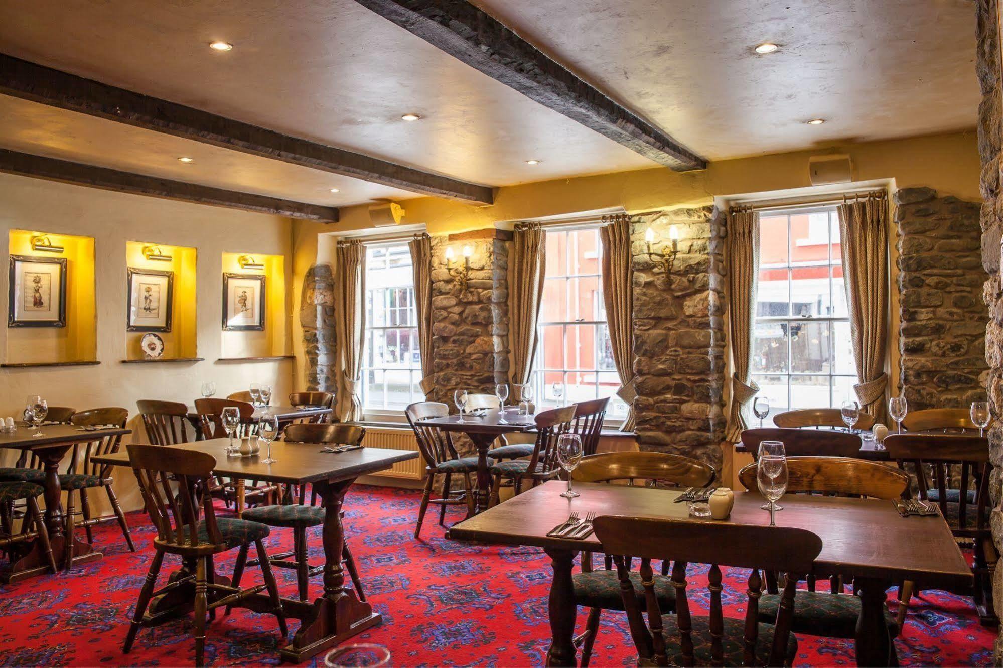 The King'S Head Hotel Llandovery Exterior photo
