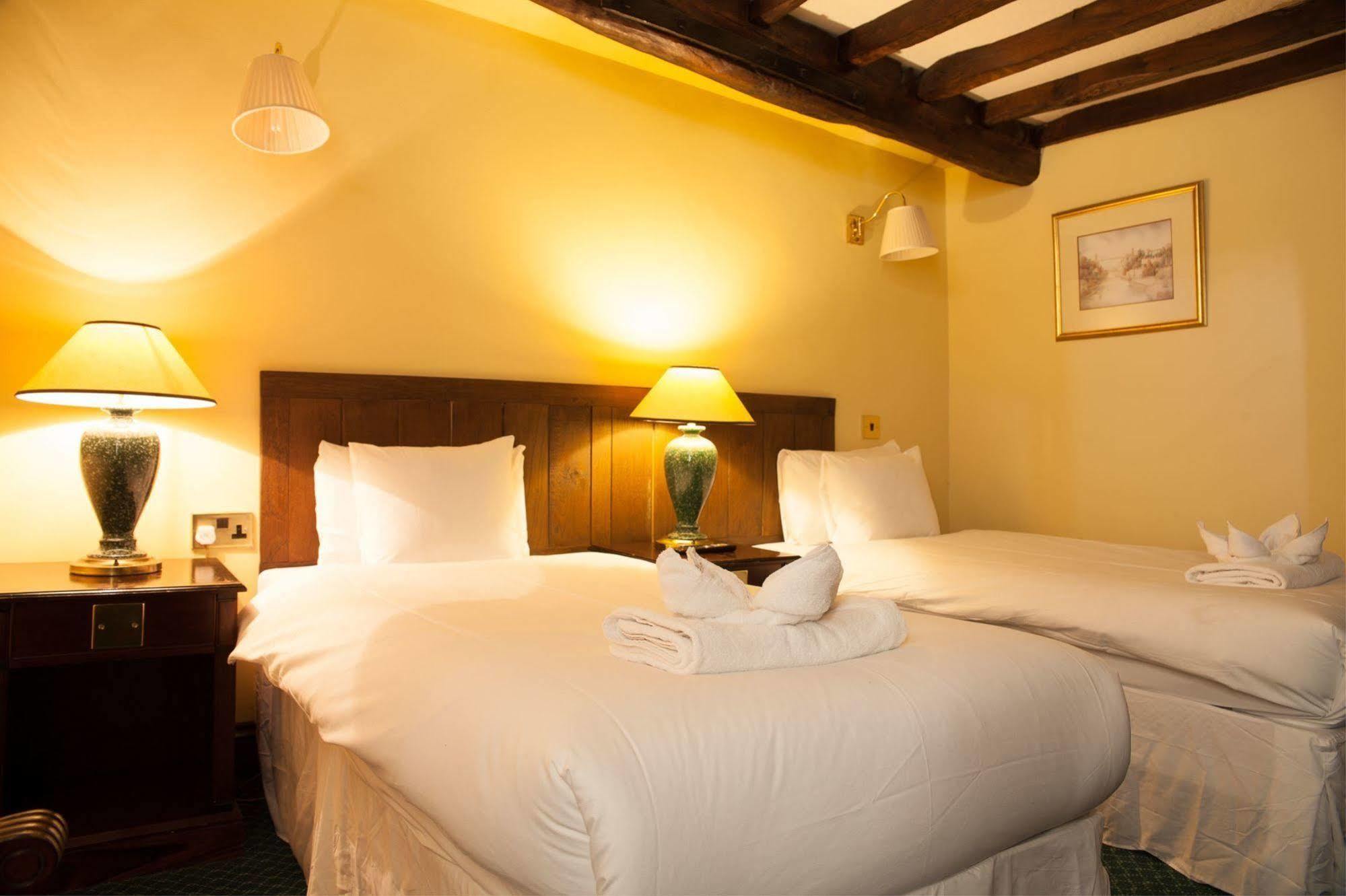 The King'S Head Hotel Llandovery Exterior photo