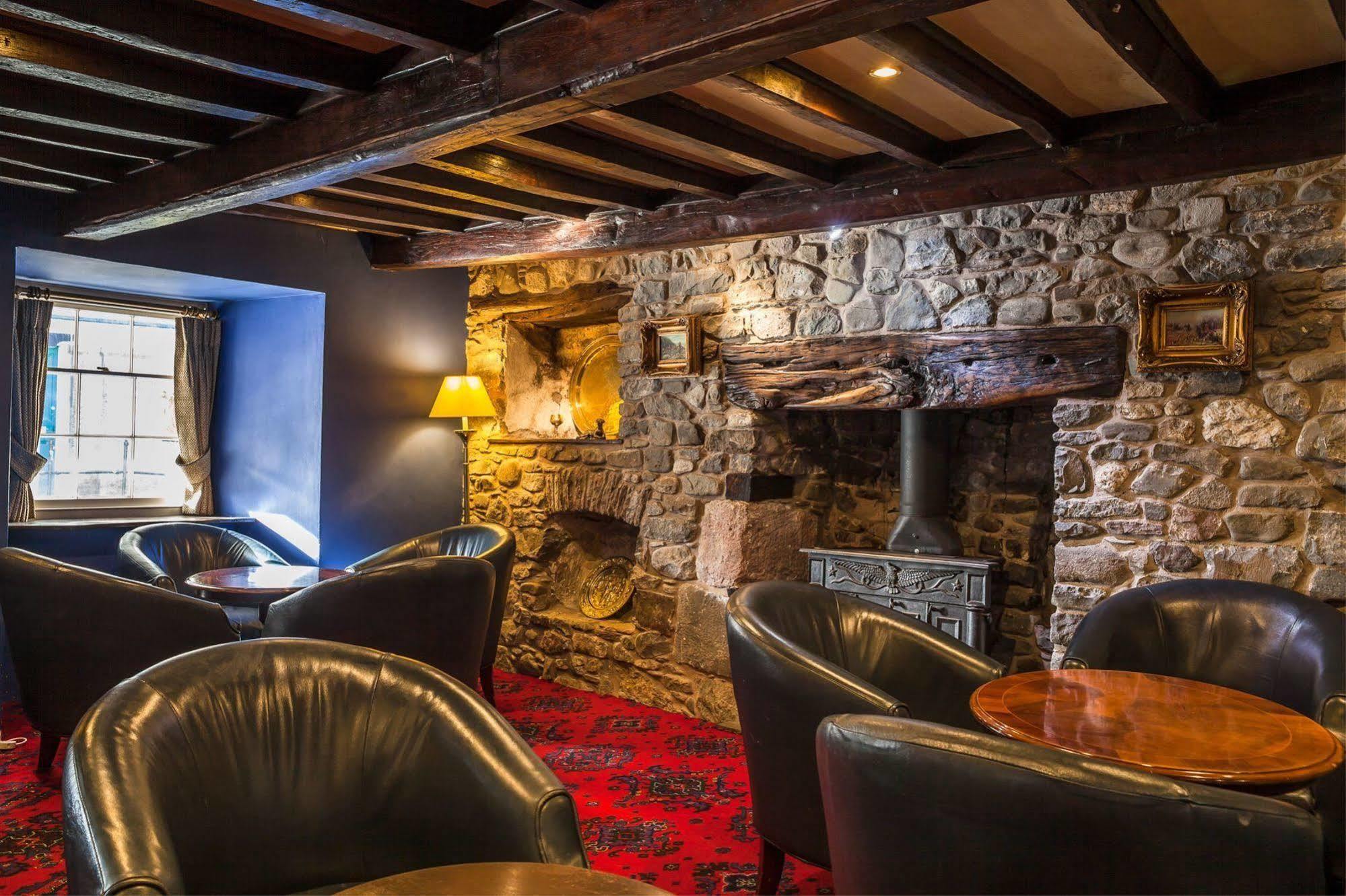 The King'S Head Hotel Llandovery Exterior photo